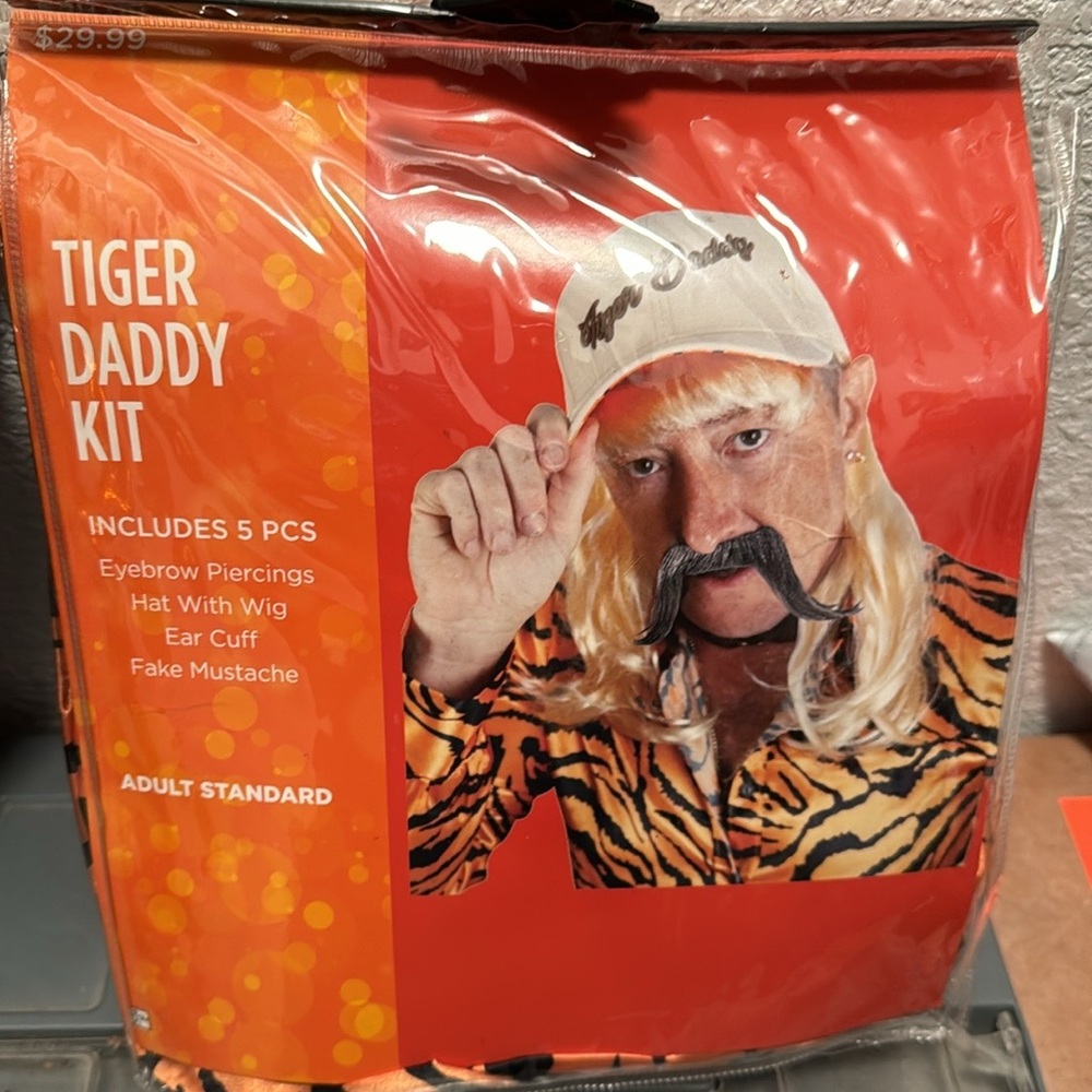 Men's Tiger King Tiger Printed Shirt With Tassels Size Large - Halloween.